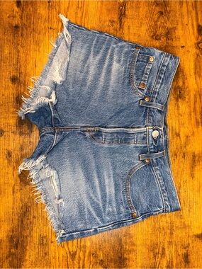 High-Rise LEVIS Blue Denim Frayed Hem Women's Shorts